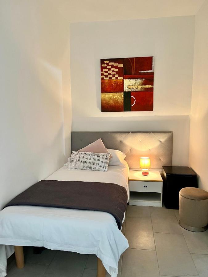 Hotel Alla Fontanella Alassio Phòng bức ảnh