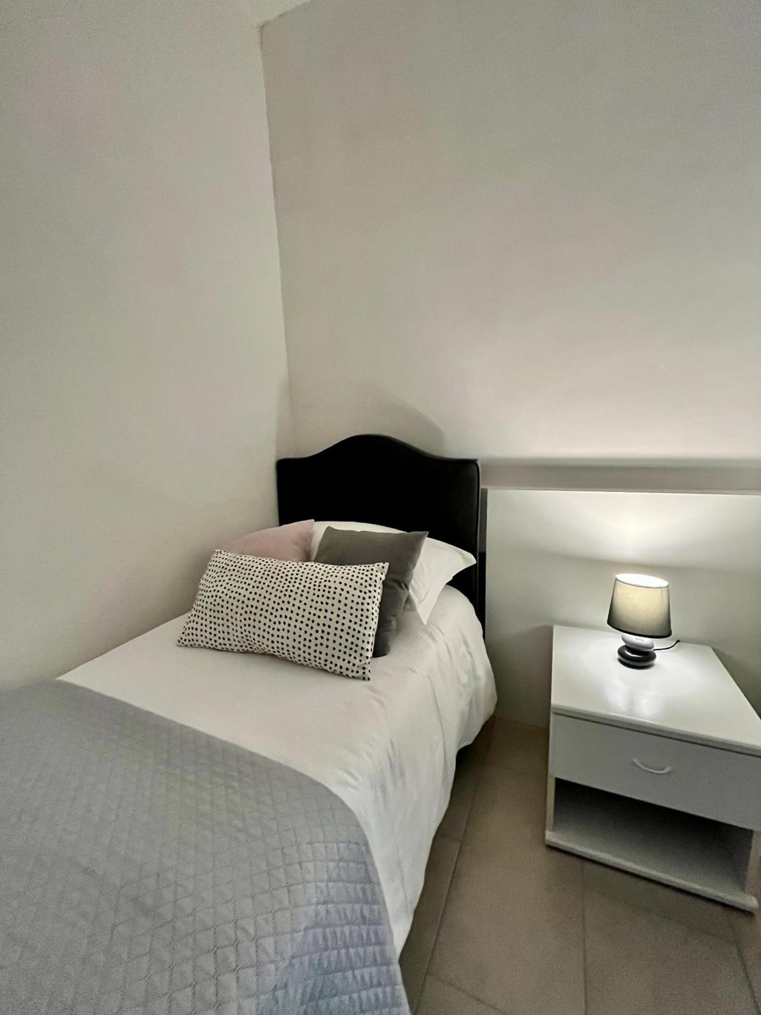 Hotel Alla Fontanella Alassio Phòng bức ảnh
